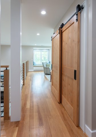 creekside cottage marketing photo 16